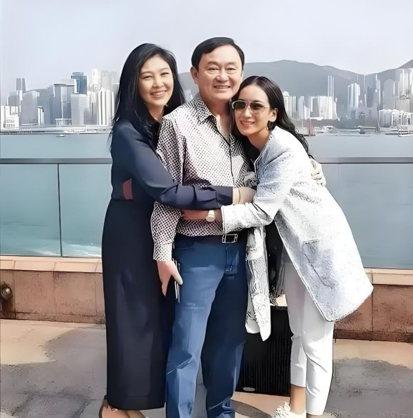 优配无忧 惹怒一个父亲, 有多名可怕, 他信出大招, 泰王、军方都坐立不安了